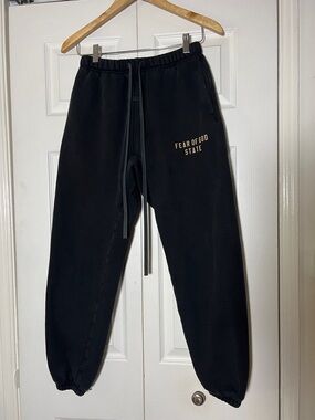 Fear Of God State Essentials Black Jogger XS S